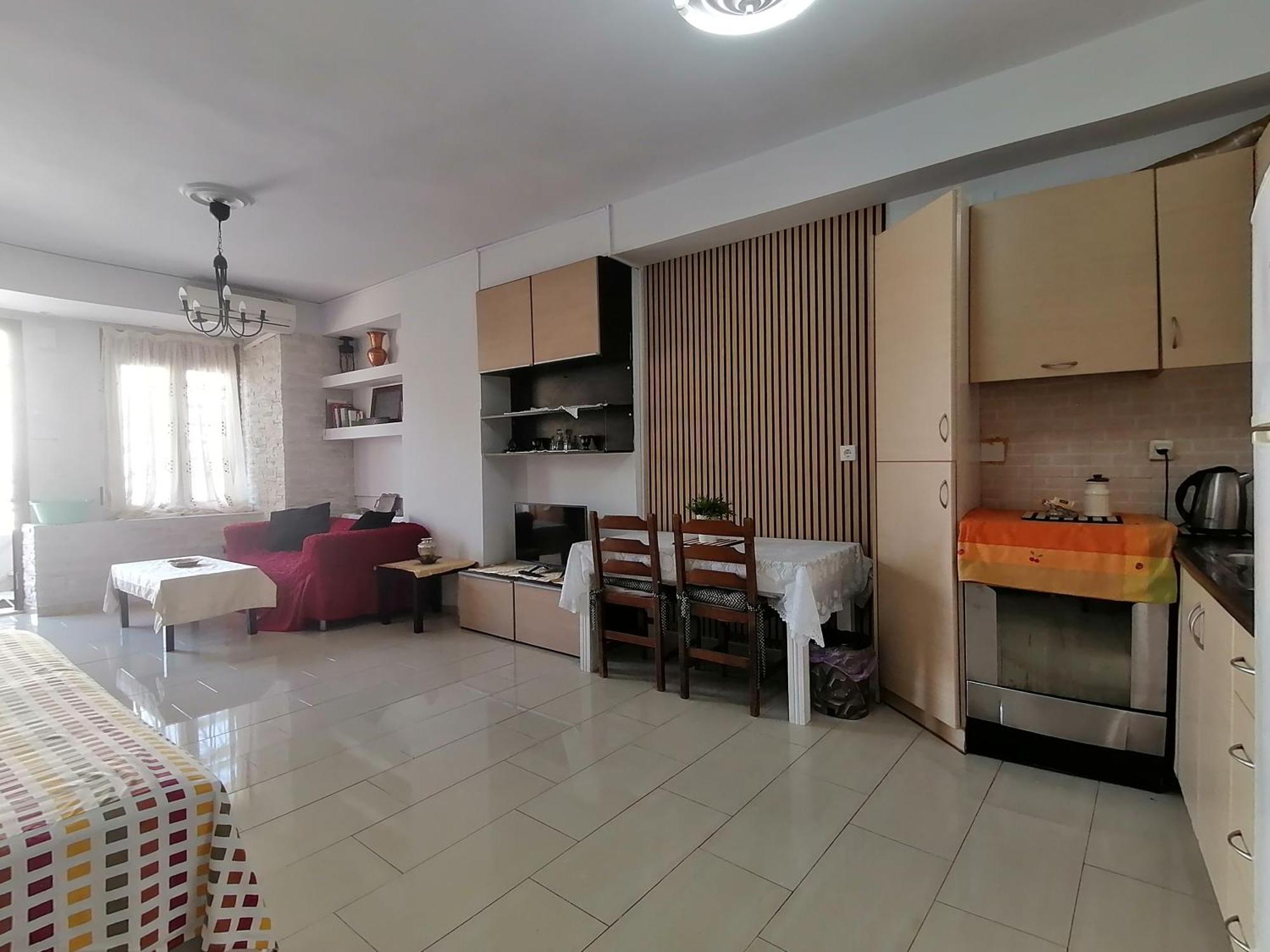 Pergamos Apartment *